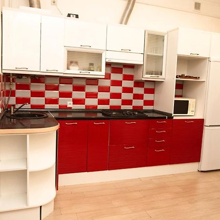 Театральна#Ilike# Apartment Лвив Екстериор снимка